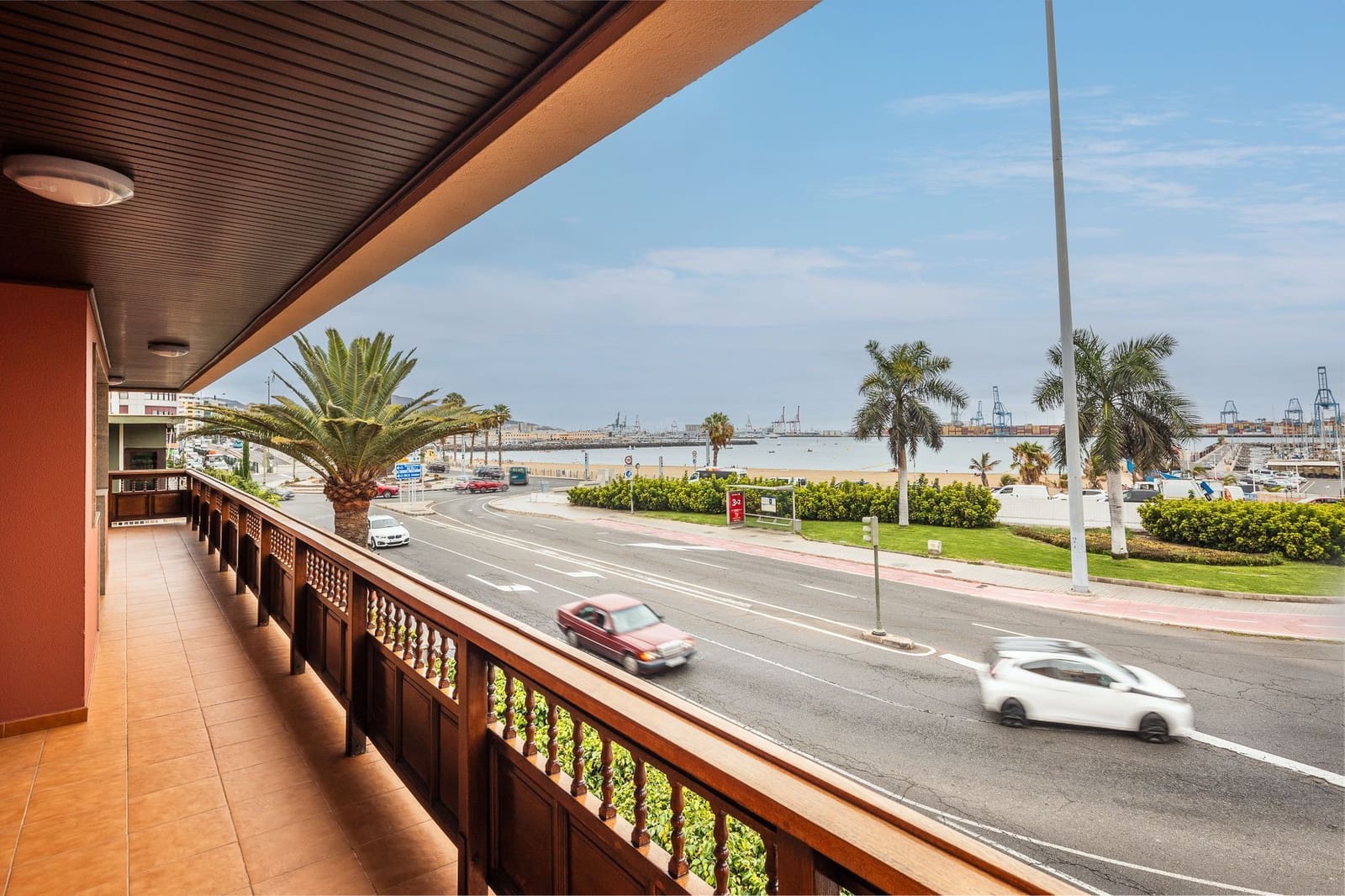 5 sypialnia Willa na sprzedaż w Las Palmas de Gran Canaria z basenem garażem - 1 800 000 € (Ref: 7797790)