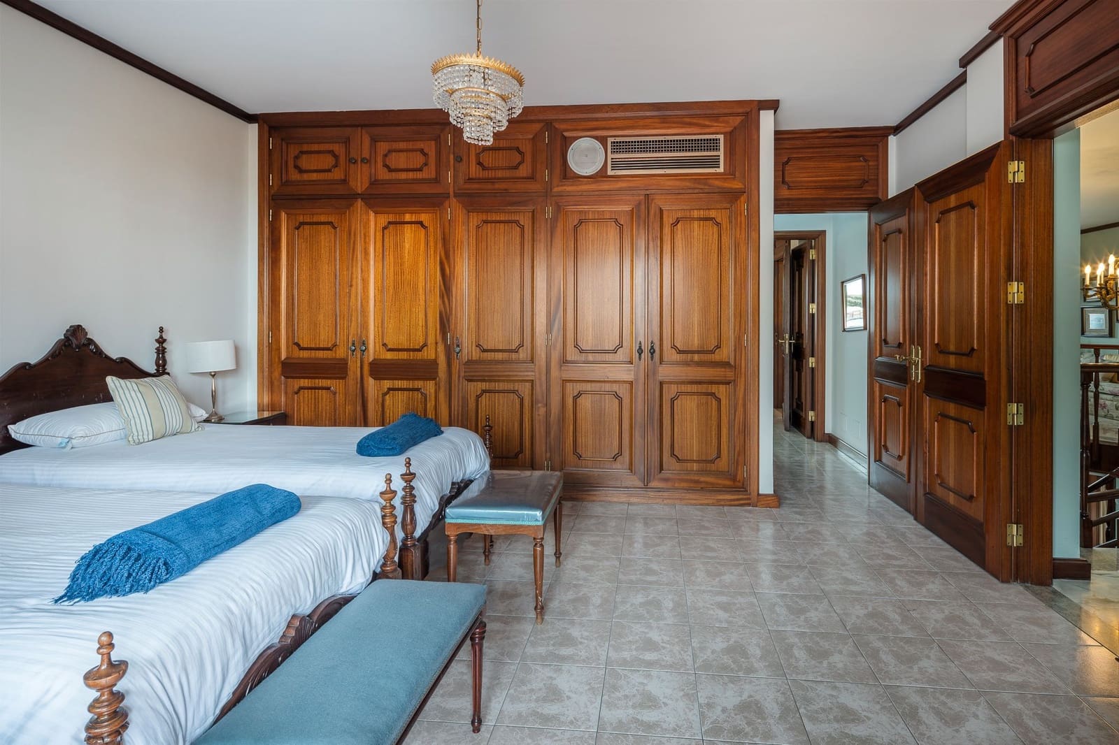 5 sypialnia Willa na sprzedaż w Las Palmas de Gran Canaria z basenem garażem - 1 800 000 € (Ref: 7797790)