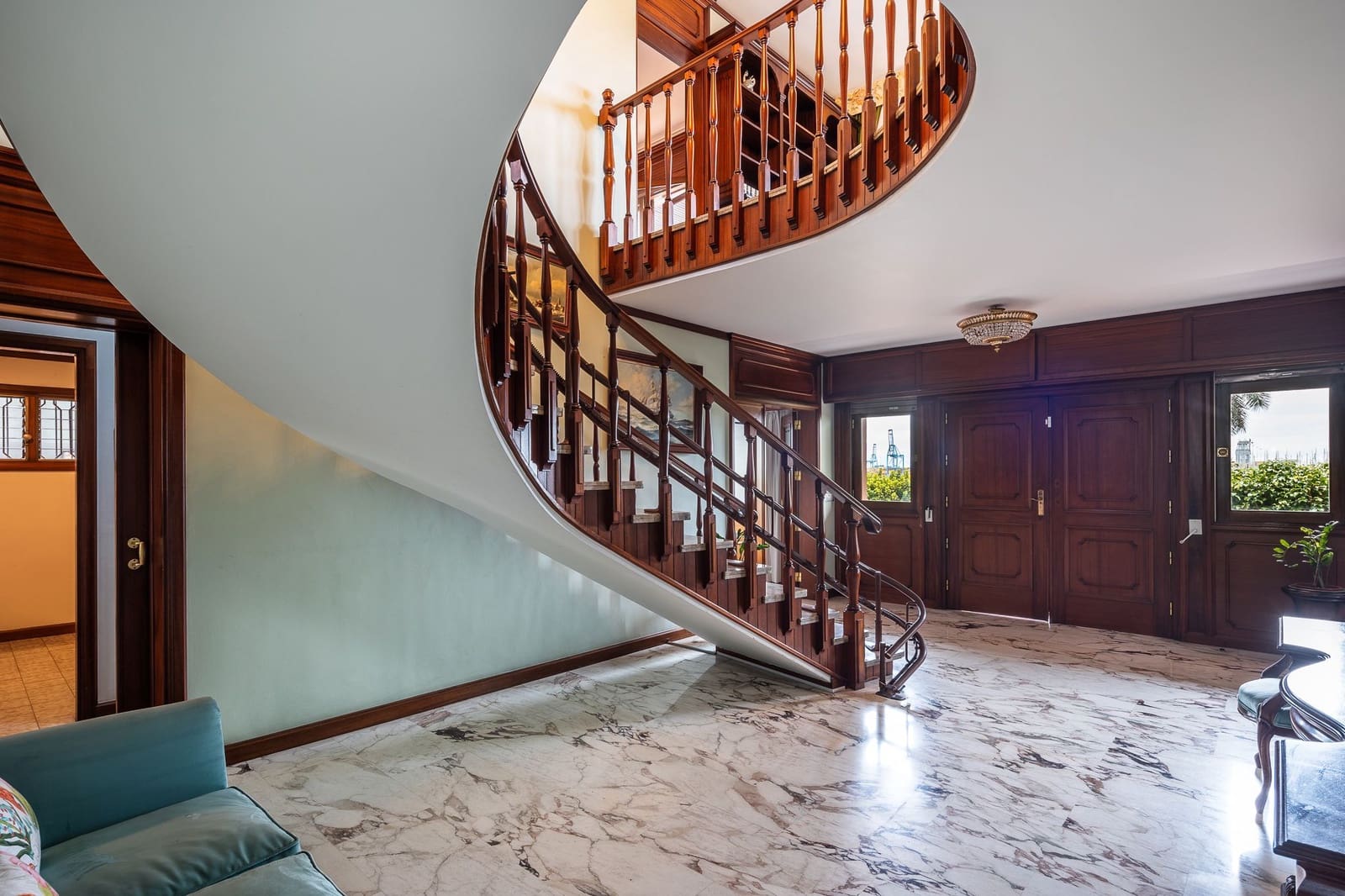 5 sypialnia Willa na sprzedaż w Las Palmas de Gran Canaria z basenem garażem - 1 800 000 € (Ref: 7797790)