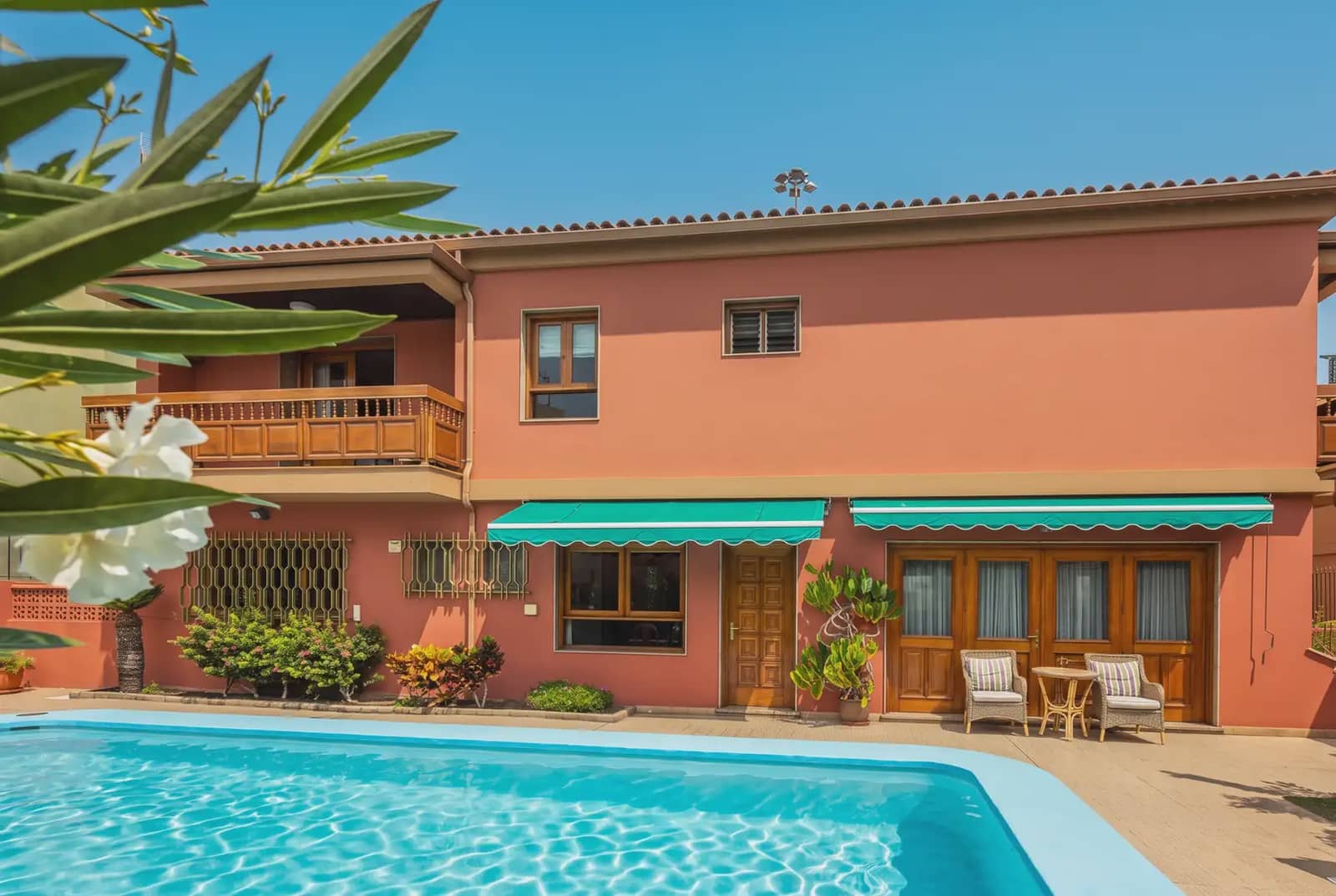 5 bedroom Villa for sale in Las Palmas de Gran Canaria with pool garage - € 1,800,000 (Ref: 7797790)