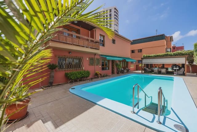 5 Zimmer Villa zu verkaufen in Ciudad Jardín, Las Palmas de Gran Canaria mit Pool Garage - 1.800.000 € (Ref: 7797790)