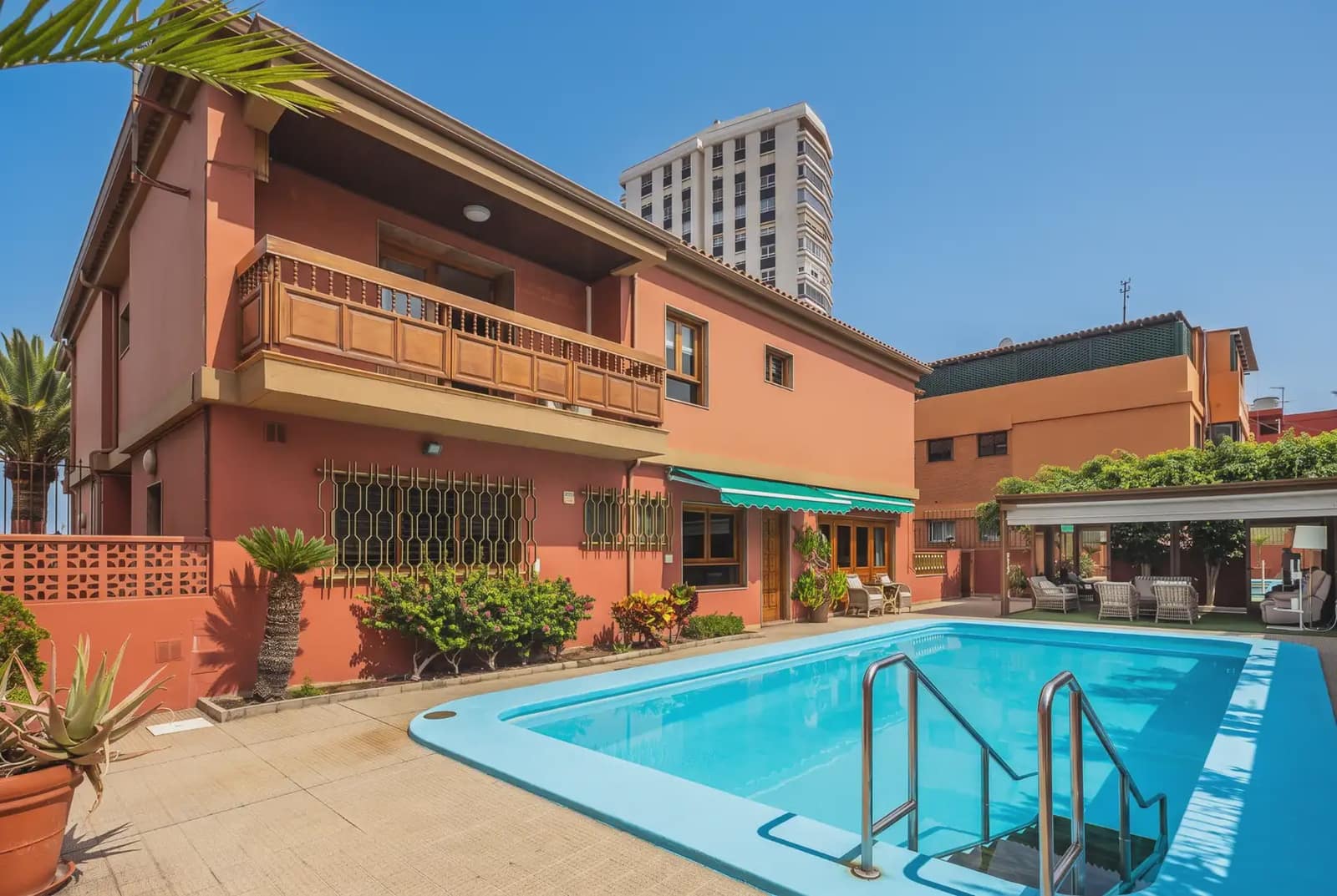 5 bedroom Villa for sale in Las Palmas de Gran Canaria with pool garage - € 1,800,000 (Ref: 7797790)