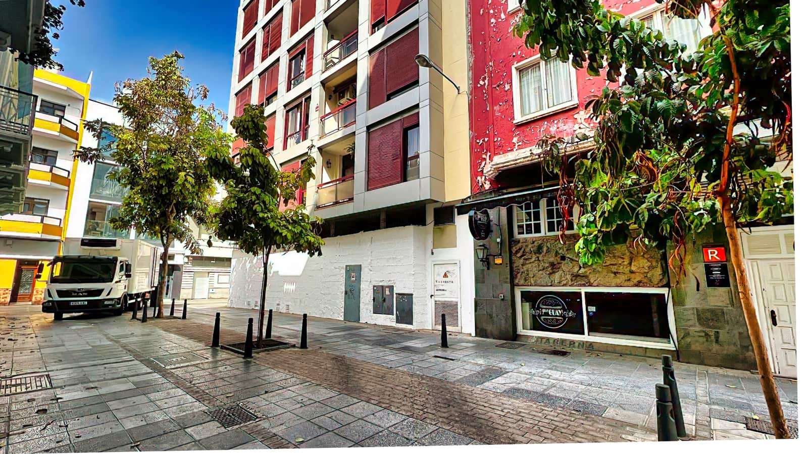 Commercieel te koop in Las Palmas de Gran Canaria - € 310.000 (Ref: 7855047)