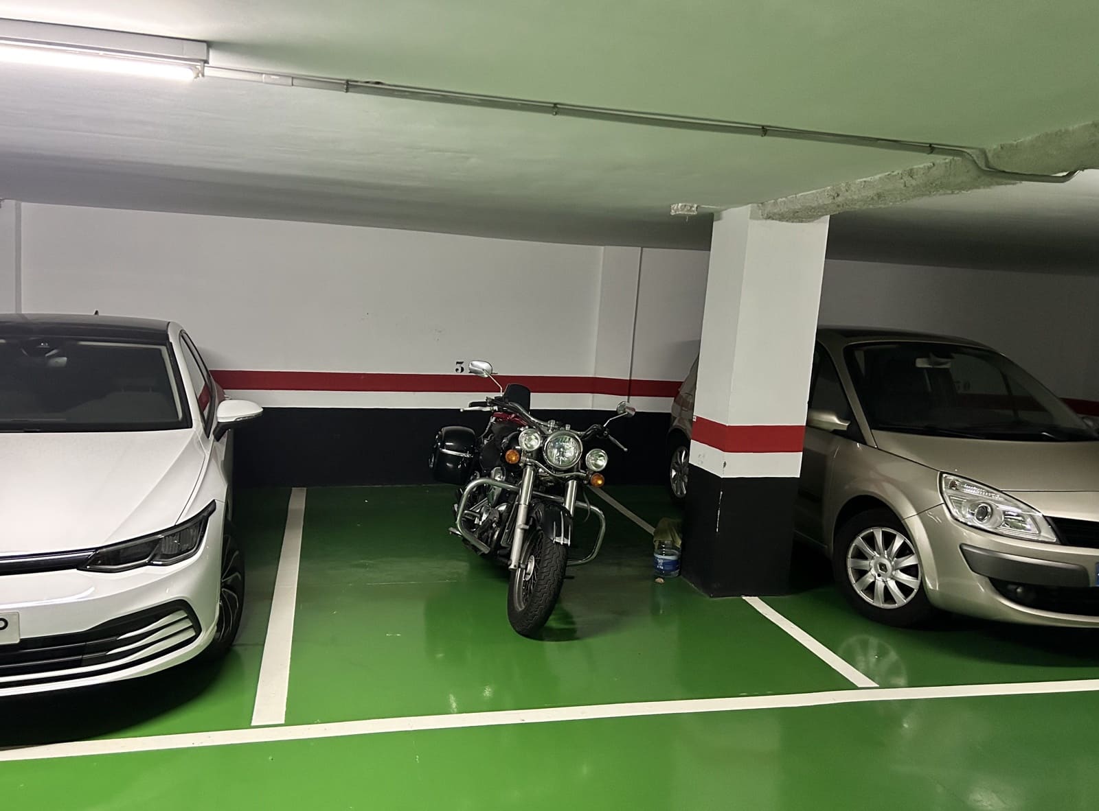 Garasje til salgs i Las Palmas de Gran Canaria - € 25 000 (Ref: 7879995)