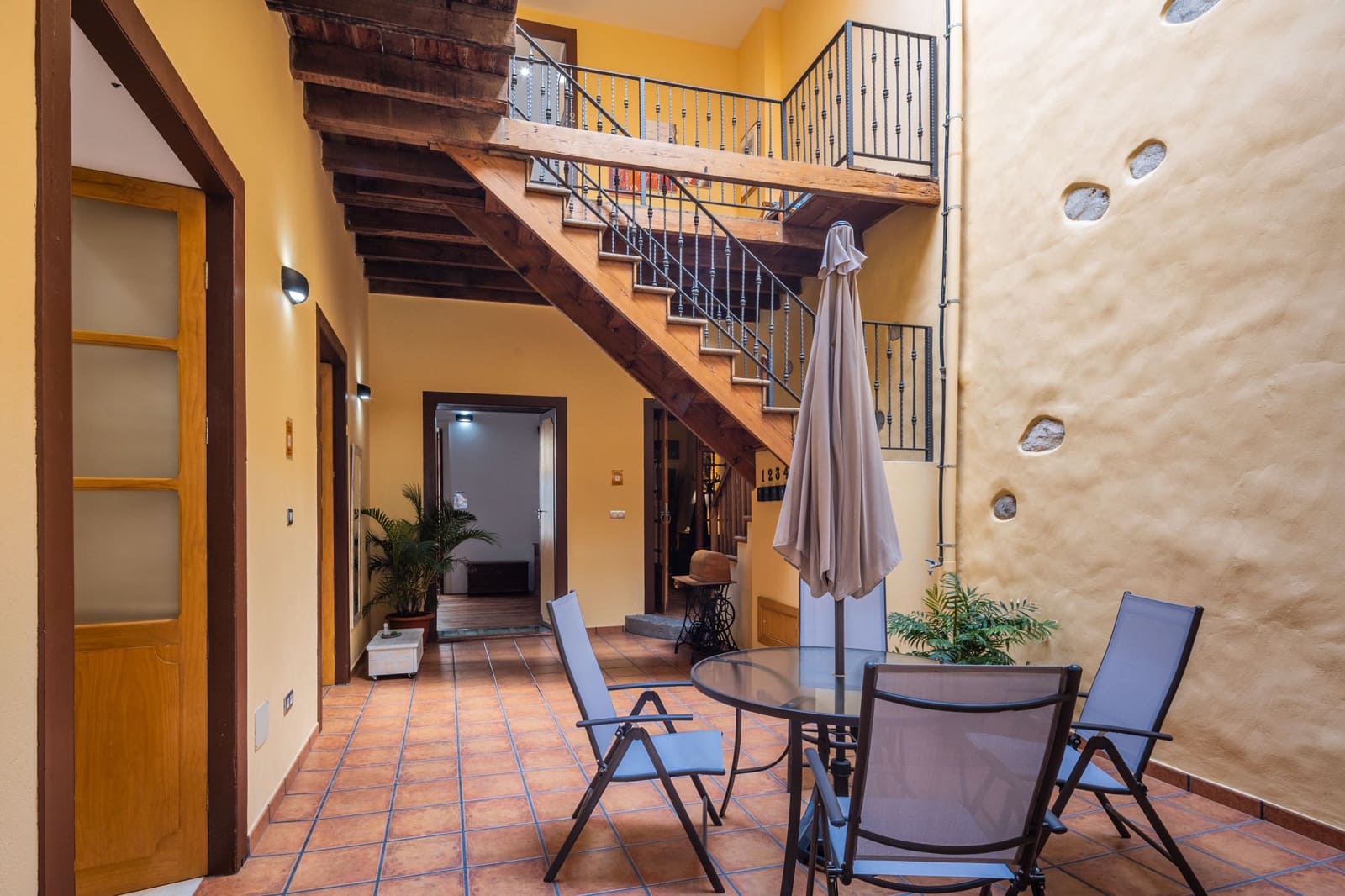 5 quarto Casa em Banda para venda em Santa Maria de Guia de Gran Canaria - 780 000 € (Ref: 8332569)