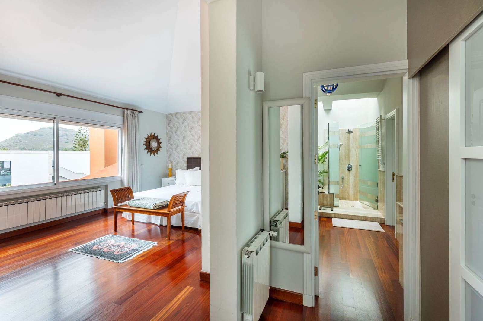 4 soveværelse Villa til salg i Las Palmas de Gran Canaria med garage - € 1.190.000 (Ref: 8433859)