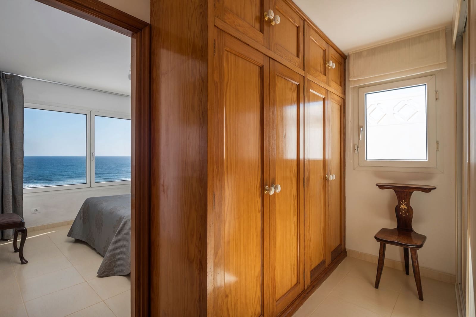 5 slaapkamer Villa te koop in Playa del Hombre met zwembad garage - € 1.665.000 (Ref: 8558100)