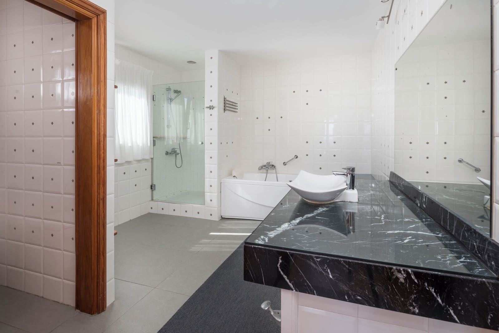 5 slaapkamer Villa te koop in Playa del Hombre met zwembad garage - € 1.665.000 (Ref: 8558100)