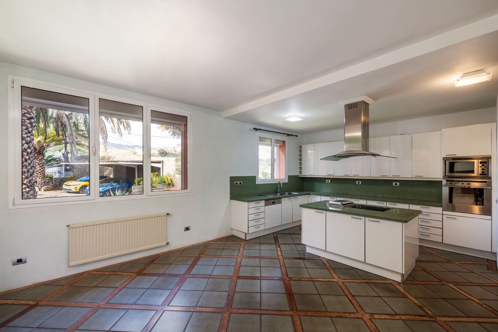 5 soveværelse Finca/Landehus til salg i Santa Brigida med garage - € 1.797.000 (Ref: 8880933)