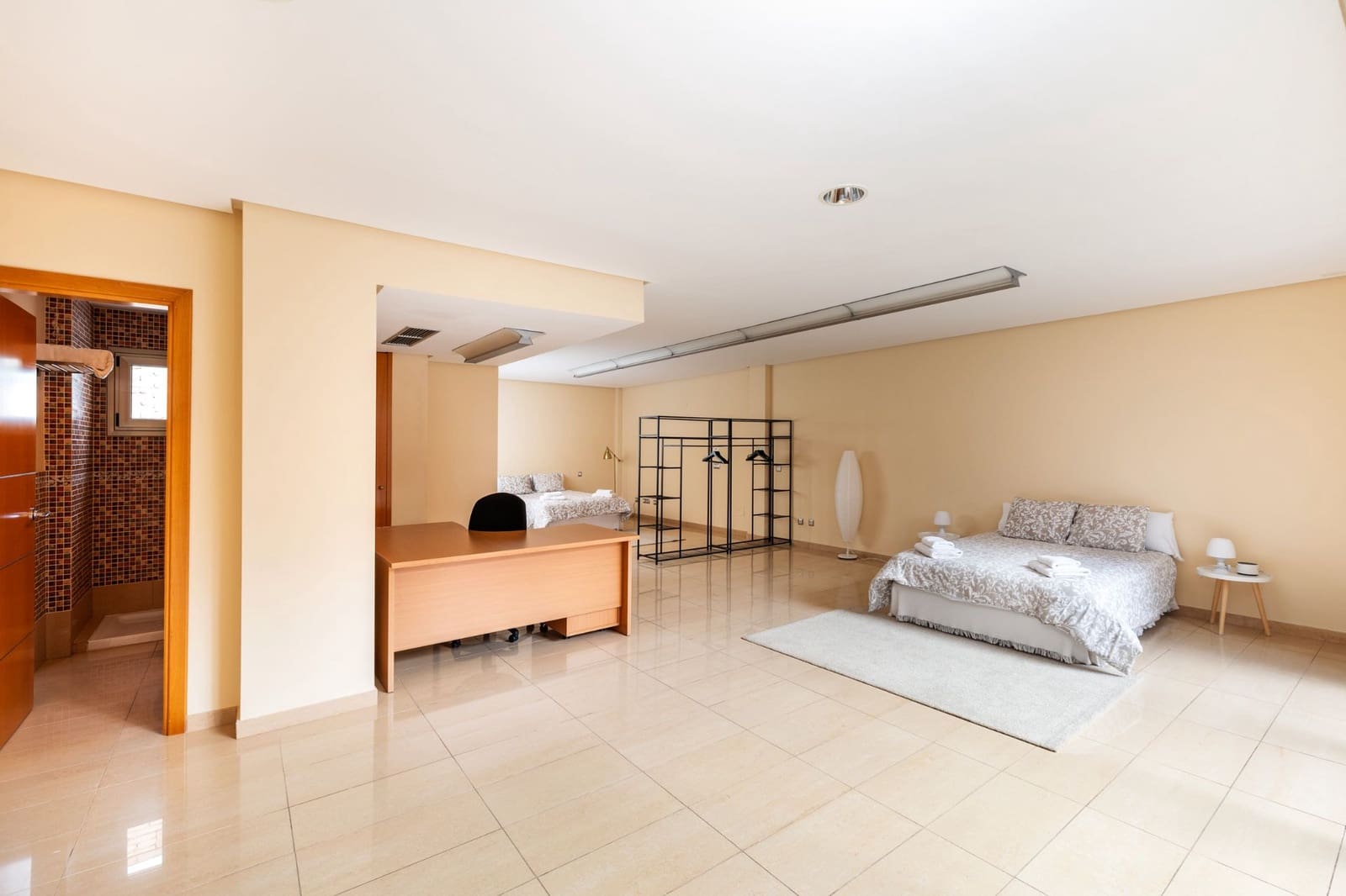 Kontor til salg i Las Palmas de Gran Canaria med garage - € 1.100.000 (Ref: 8894224)