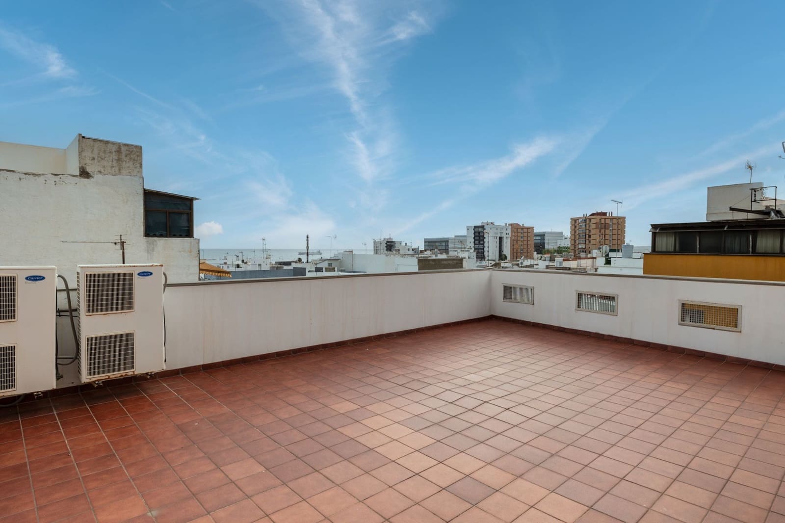 Kontor til salg i Las Palmas de Gran Canaria med garage - € 1.100.000 (Ref: 8894224)