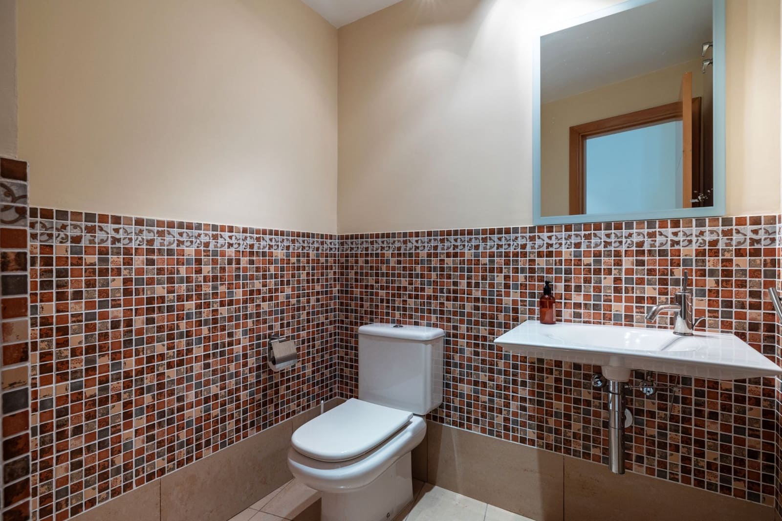 Kontor til salg i Las Palmas de Gran Canaria med garage - € 1.100.000 (Ref: 8894224)