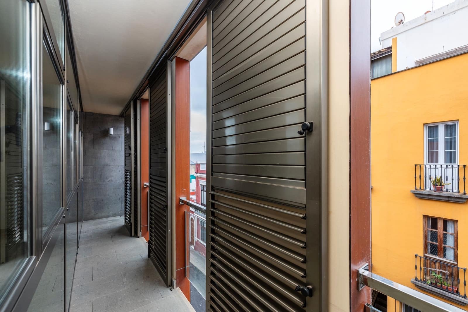 Kontor til salg i Las Palmas de Gran Canaria med garage - € 1.100.000 (Ref: 8894224)