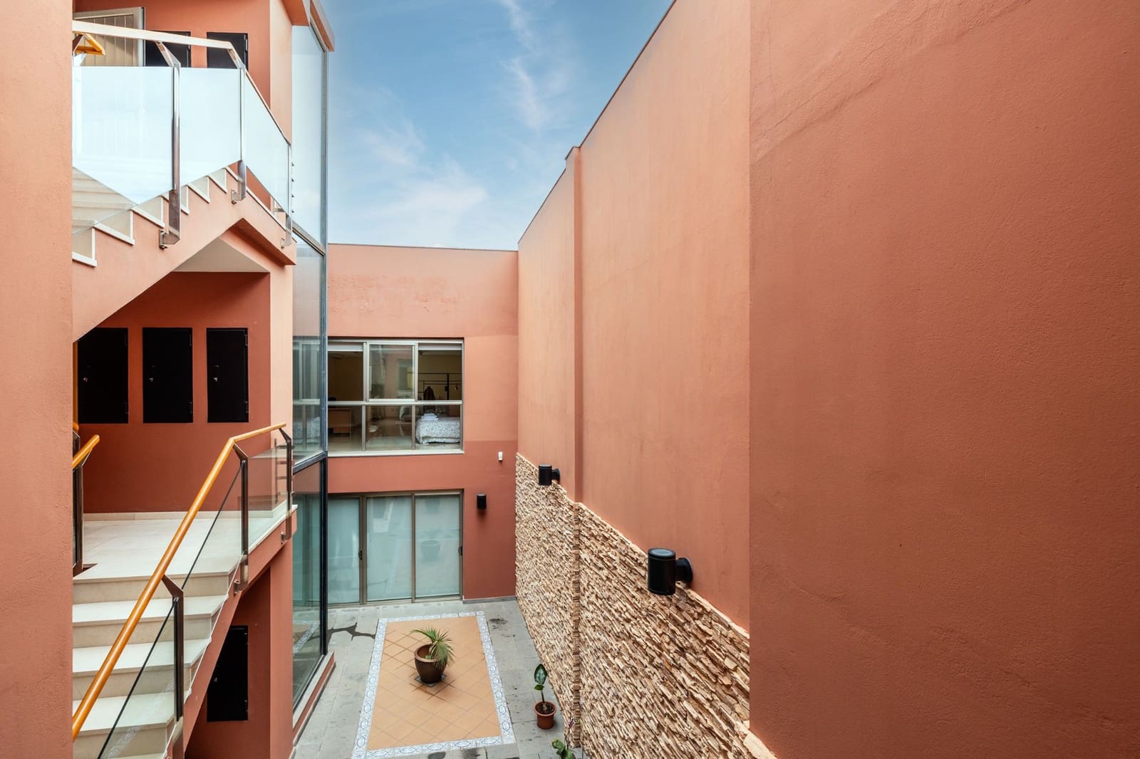 4 slaapkamer Kantoor te koop in Las Palmas de Gran Canaria met garage - € 1.100.000 (Ref: 8894225)