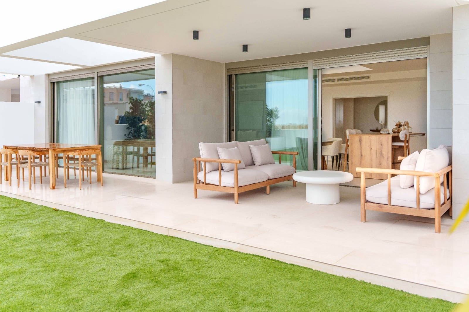 3 soveværelse Villa til salg i Las Palmas de Gran Canaria med swimmingpool garage - € 1.480.000 (Ref: 9057014)