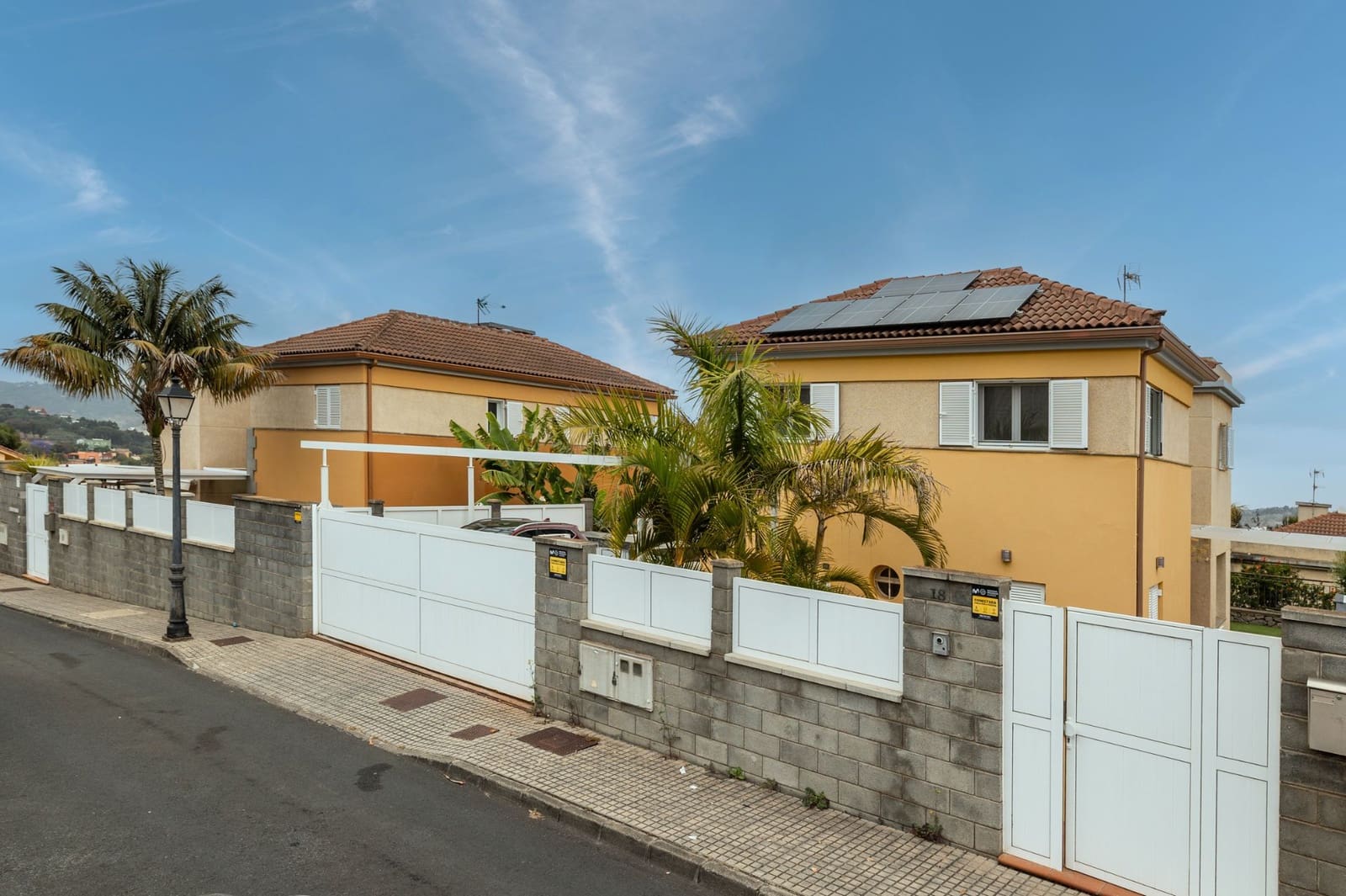 5 chambre Villa/Maison à vendre à Santa Brigida avec garage - 558 000 € (Ref: 9109600)