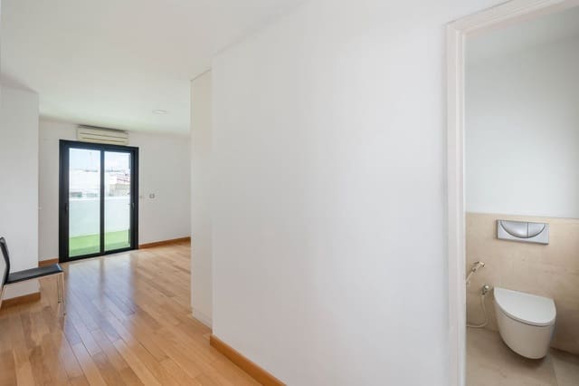 3 soverom Penthouse til salgs i Vegueta, Las Palmas de Gran Canaria med garasje - € 575 000 (Ref: 9109756)