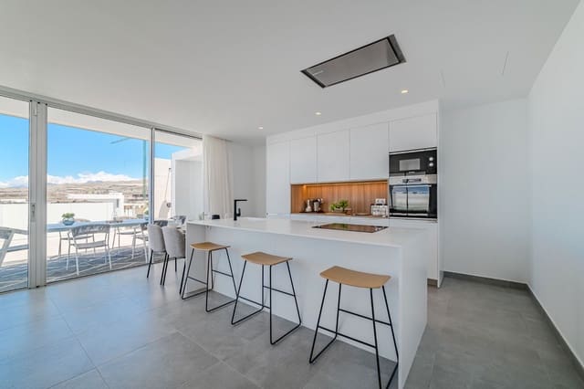 3 sovrum Villa till salu i Casco Urbano, Adeje med pool garage - 1 680 000 € (Ref: 9165378)