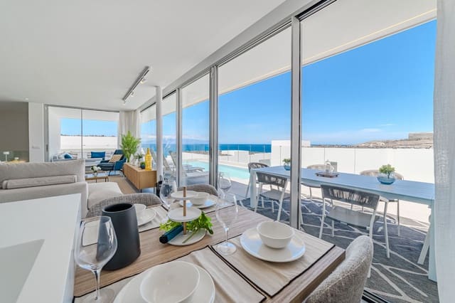 3 sovrum Villa till salu i Casco Urbano, Adeje med pool garage - 1 680 000 € (Ref: 9165378)