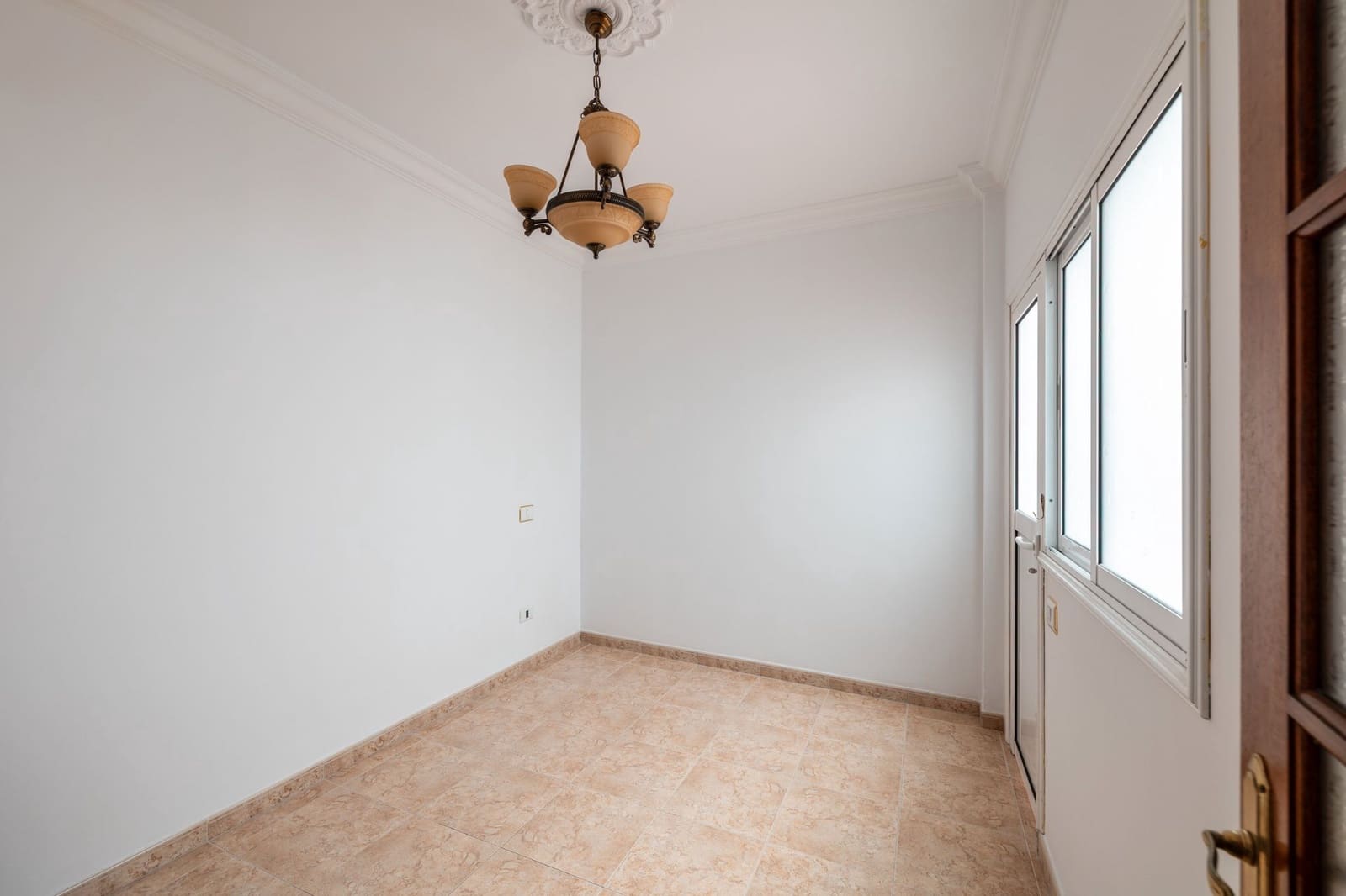 4 soveværelse Semi-Rækkehus til salg i Teror med garage - € 285.000 (Ref: 9193148)