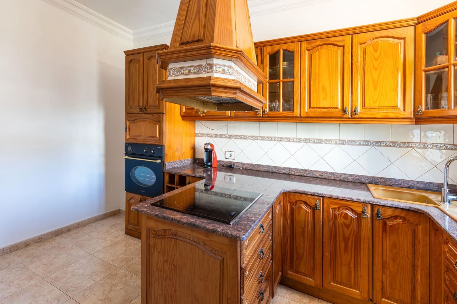 4 soveværelse Semi-Rækkehus til salg i Teror med garage - € 285.000 (Ref: 9193148)