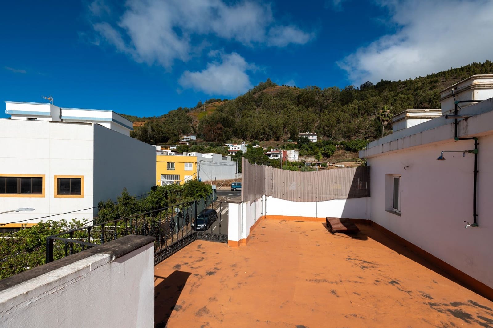 4 soveværelse Semi-Rækkehus til salg i Teror med garage - € 285.000 (Ref: 9193148)