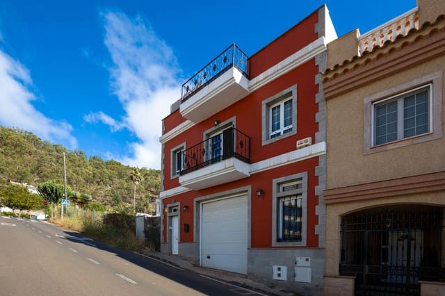 4 makuuhuone Paritalo myytävänä paikassa Teror mukana 
autotalli - 285 000 € (Ref: 9193148)