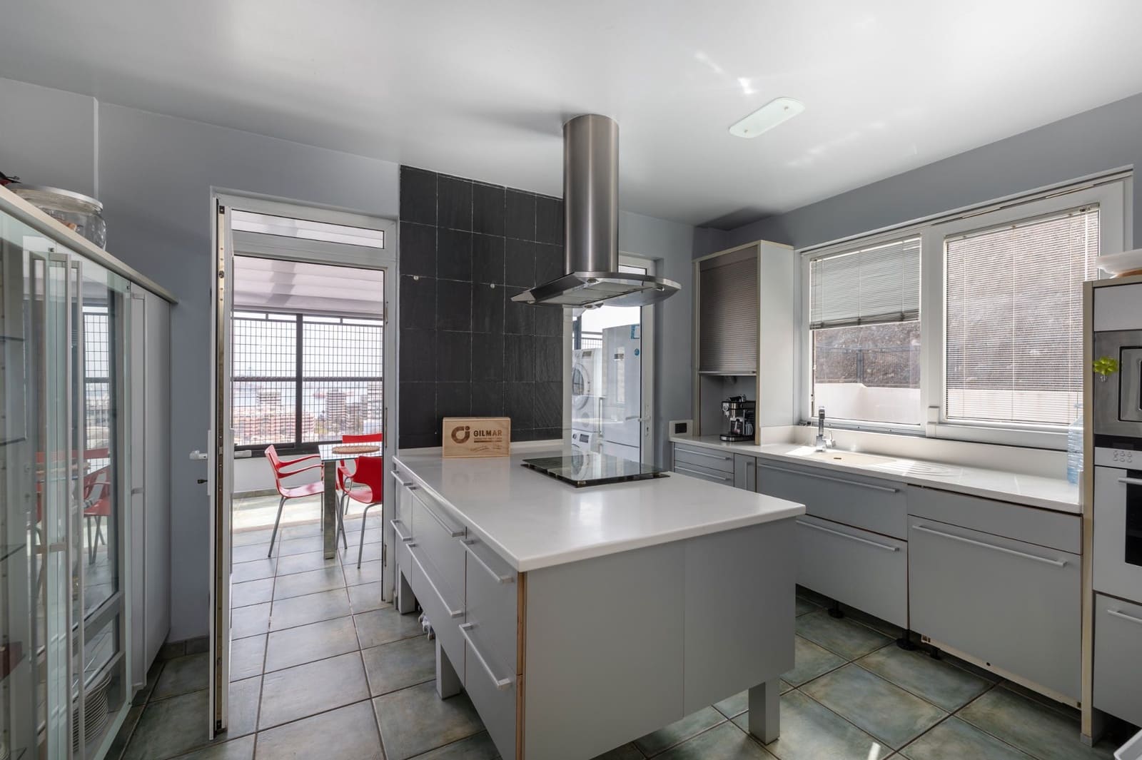 4 sovrum Villa till salu i Las Palmas de Gran Canaria med garage - 1 800 000 € (Ref: 9297948)