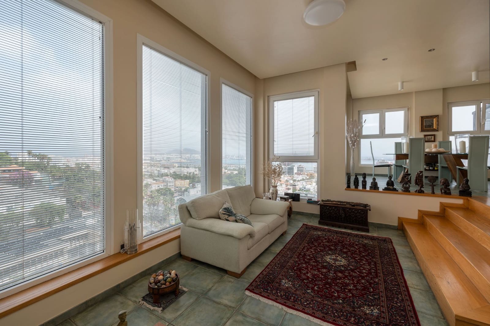 4 sovrum Villa till salu i Las Palmas de Gran Canaria med garage - 1 800 000 € (Ref: 9297948)