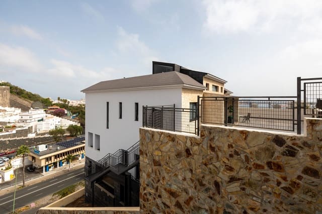 4 soverom Villa til salgs i Ciudad Jardín, Las Palmas de Gran Canaria med garasje - € 1 800 000 (Ref: 9297948)