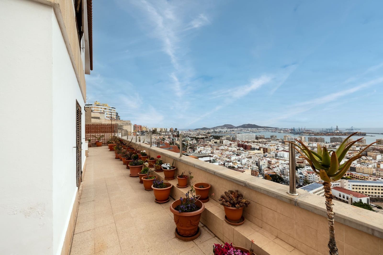 5 sovrum Hus till salu i Las Palmas de Gran Canaria - 530 000 € (Ref: 9308725)