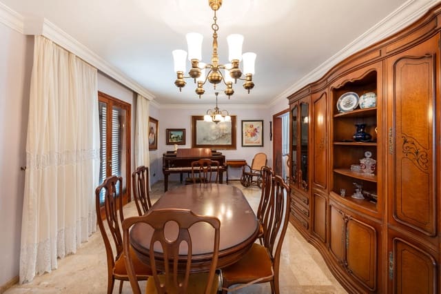 5 slaapkamer Huis te koop in Schamann - Rehoyas, Las Palmas de Gran Canaria - € 530.000 (Ref: 9308725)