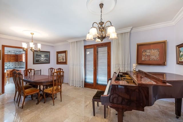 5 slaapkamer Huis te koop in Schamann - Rehoyas, Las Palmas de Gran Canaria - € 530.000 (Ref: 9308725)