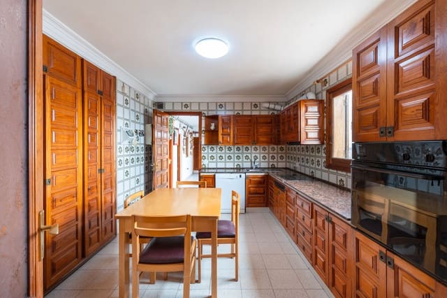 5 slaapkamer Huis te koop in Schamann - Rehoyas, Las Palmas de Gran Canaria - € 530.000 (Ref: 9308725)