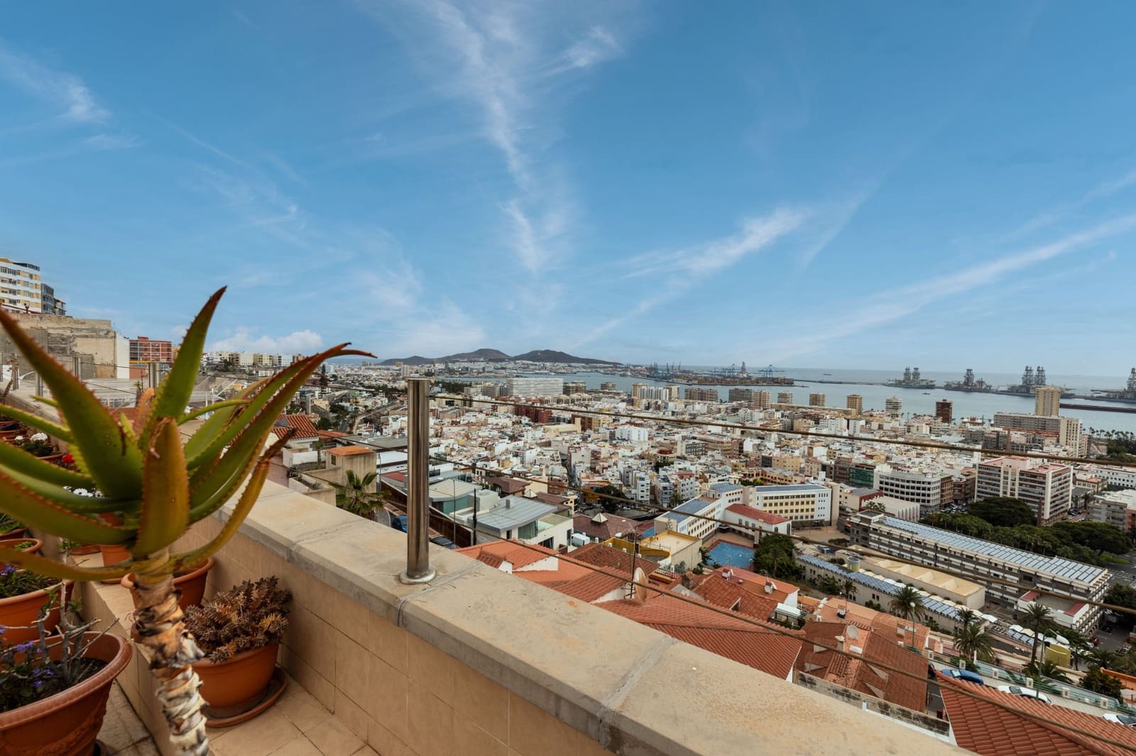 5 sovrum Hus till salu i Las Palmas de Gran Canaria - 530 000 € (Ref: 9308725)