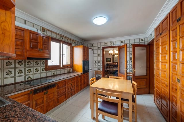 5 slaapkamer Huis te koop in Schamann - Rehoyas, Las Palmas de Gran Canaria - € 530.000 (Ref: 9308725)