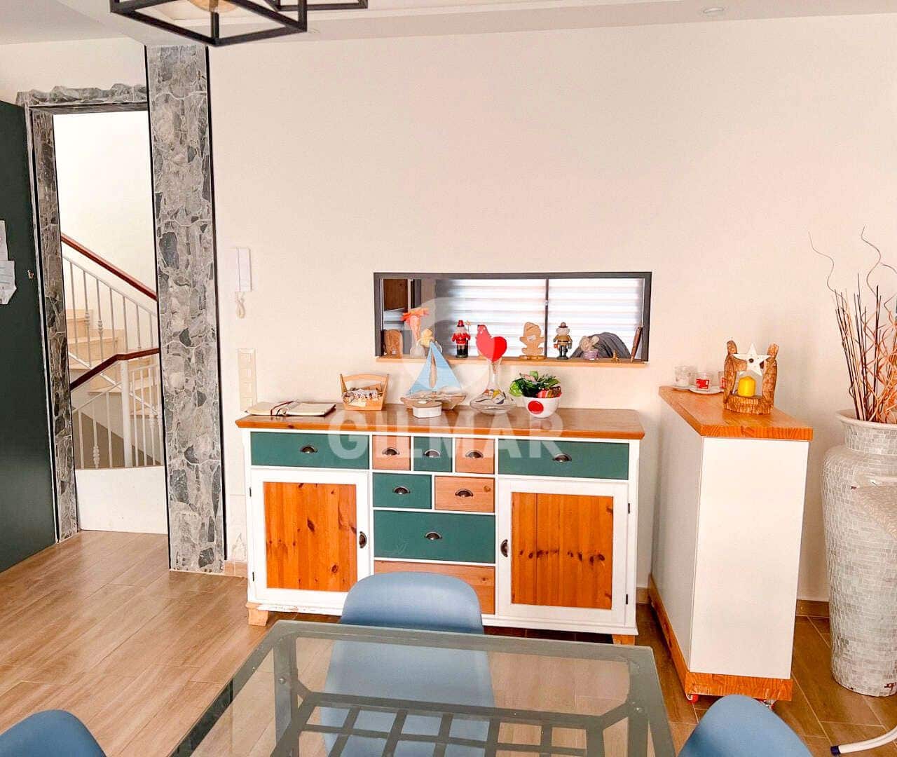 4 soverom Hus til salgs i Adeje med svømmebasseng - € 575 000 (Ref: 9319564)