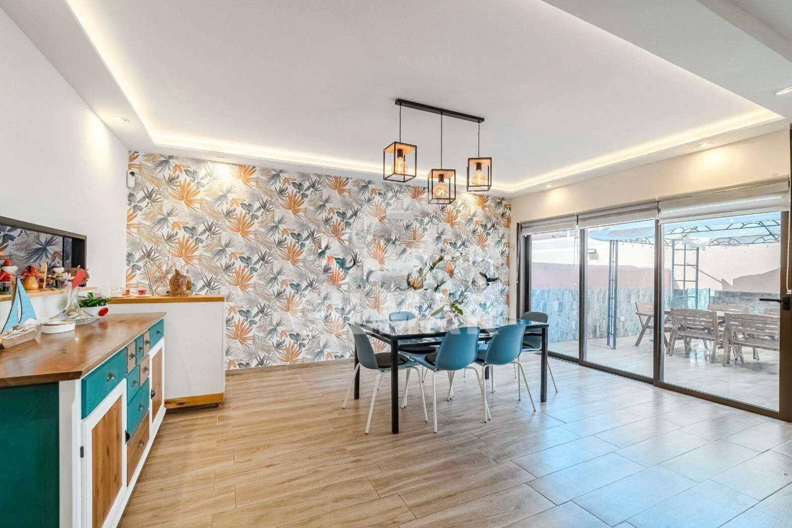 4 soverom Hus til salgs i Adeje med svømmebasseng - € 575 000 (Ref: 9319564)