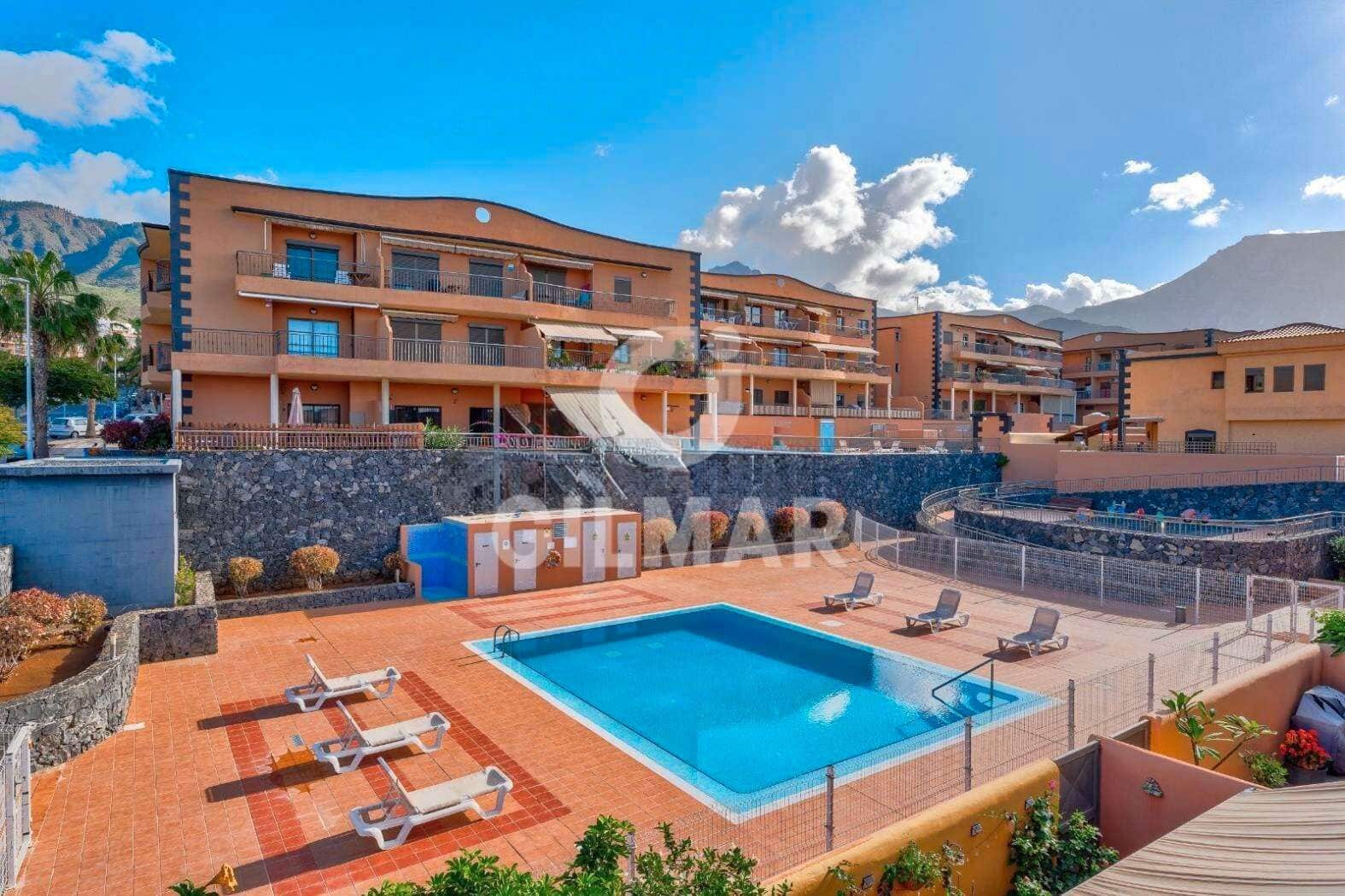 4 soverom Hus til salgs i Adeje med svømmebasseng - € 575 000 (Ref: 9319564)