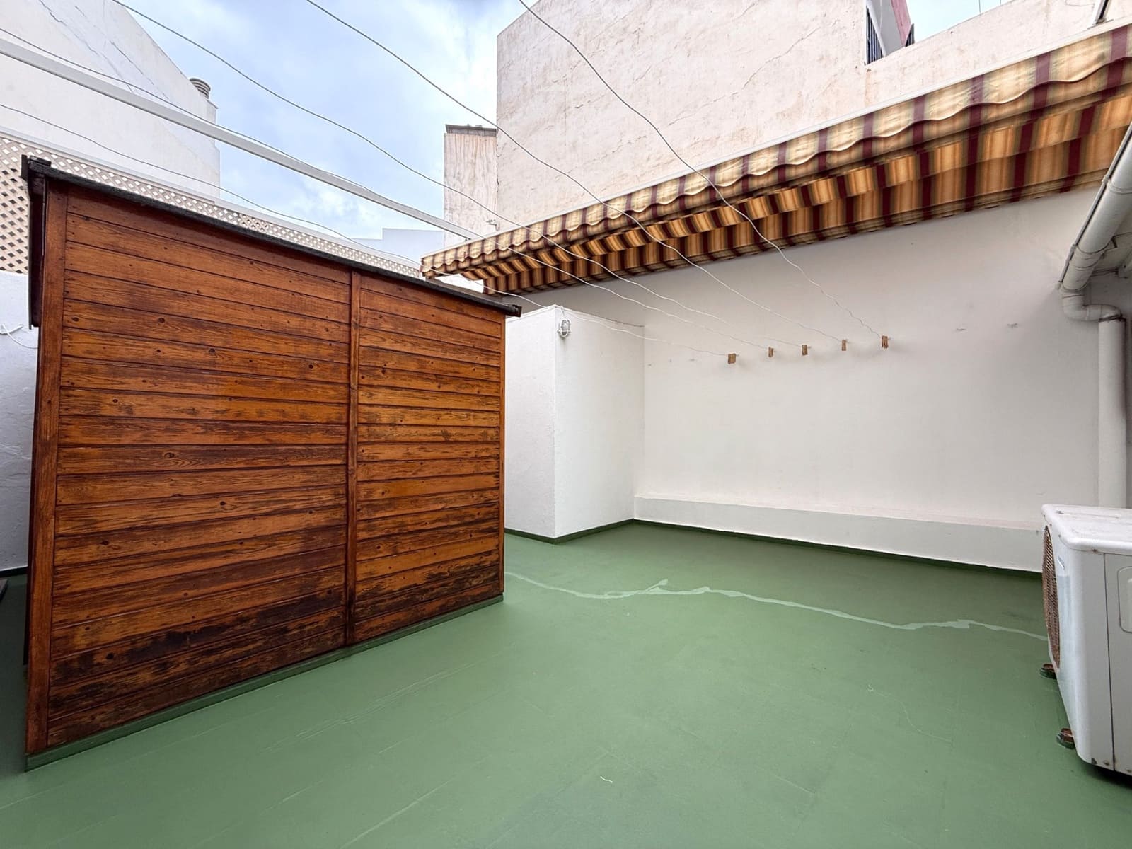 3 sypialnia Mieszkanie do wynajęcia w Las Palmas de Gran Canaria z garażem - 1 300 € (Ref: 9350096)