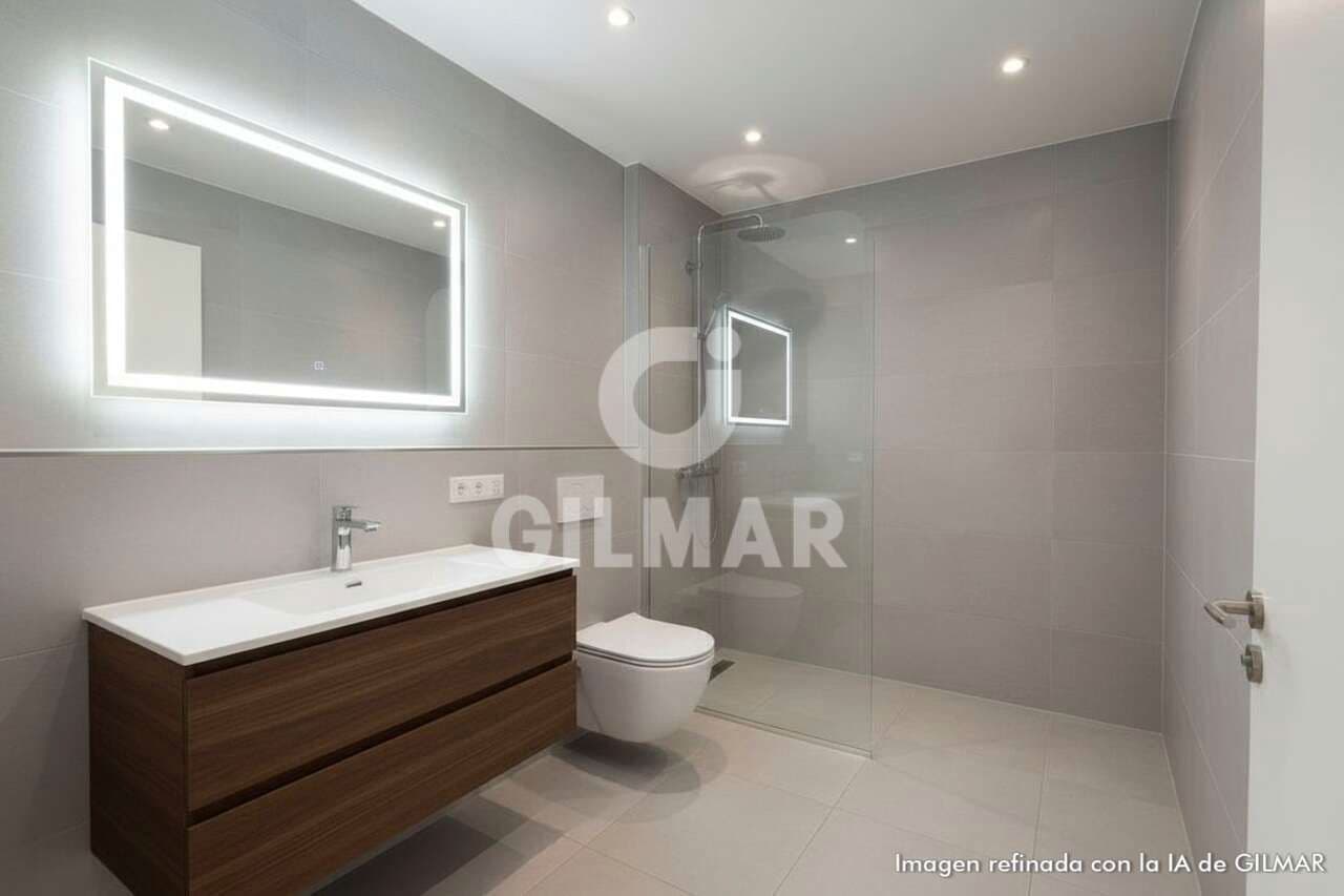 4 soverom Hus til salgs i Adeje med svømmebasseng garasje - € 1 050 000 (Ref: 9360833)