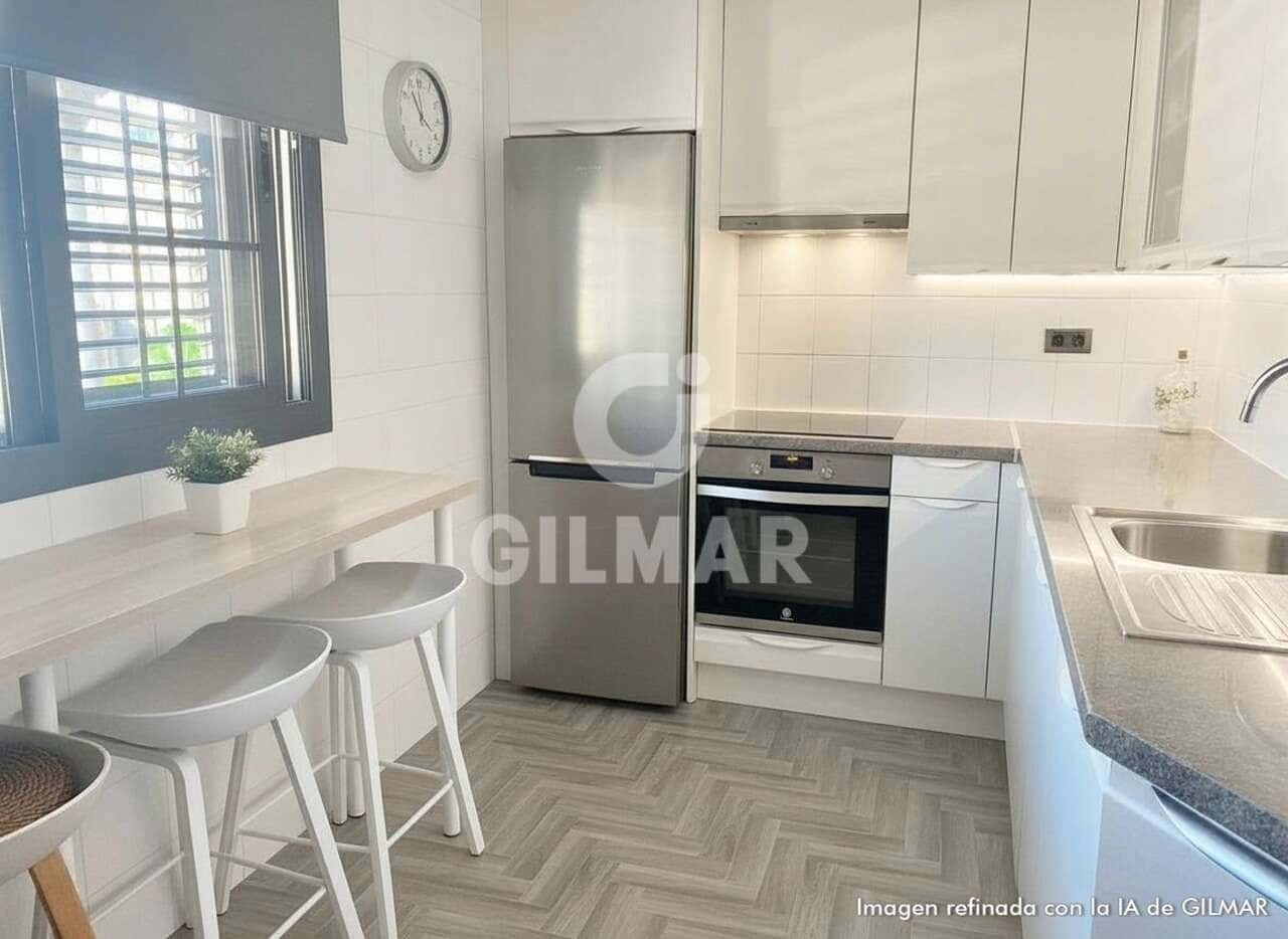 4 soverom Hus til salgs i Adeje med svømmebasseng garasje - € 1 050 000 (Ref: 9360833)