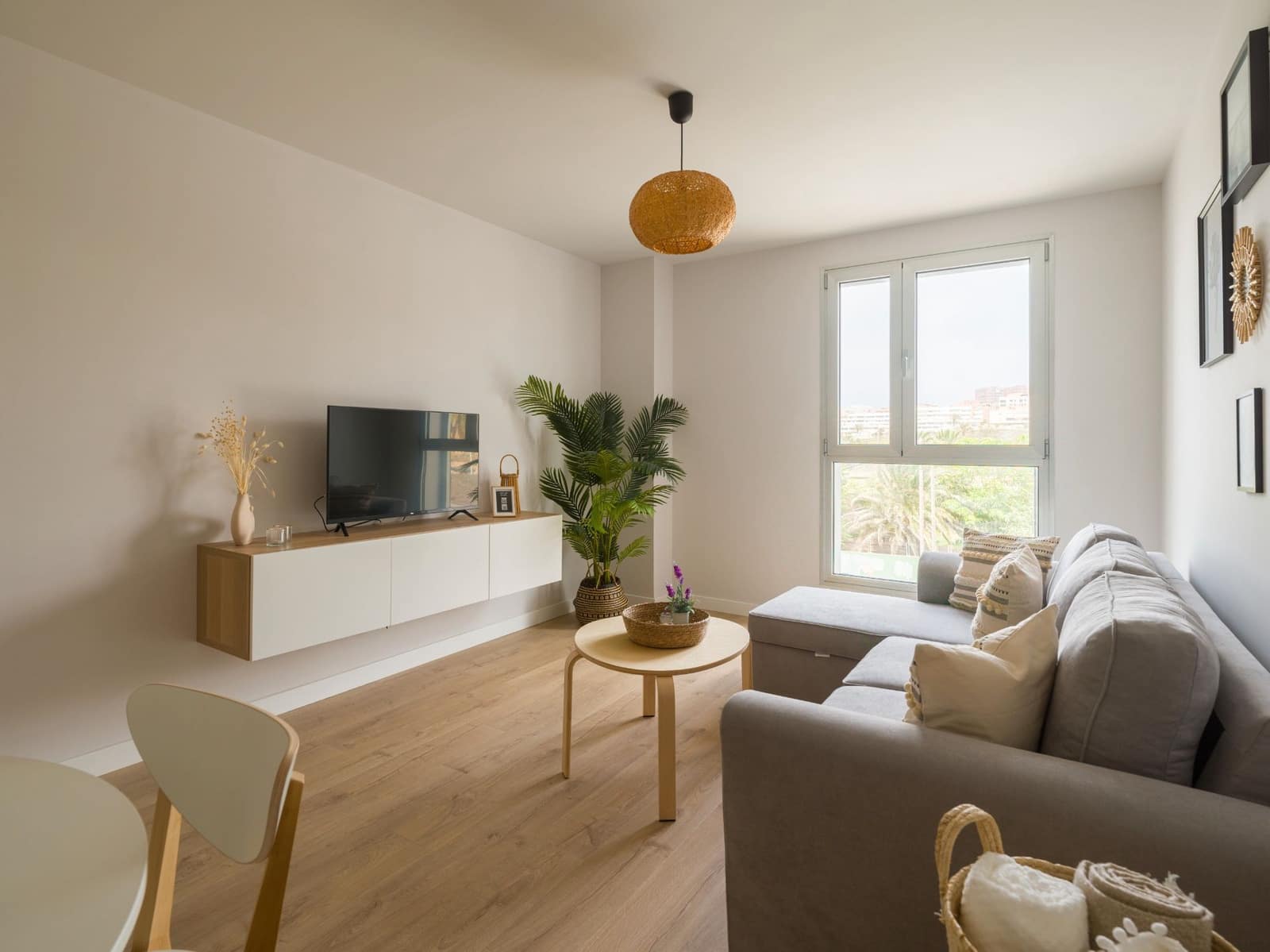 1 slaapkamer Flat te koop in Las Palmas de Gran Canaria met zwembad garage - € 301.000 (Ref: 9394448)