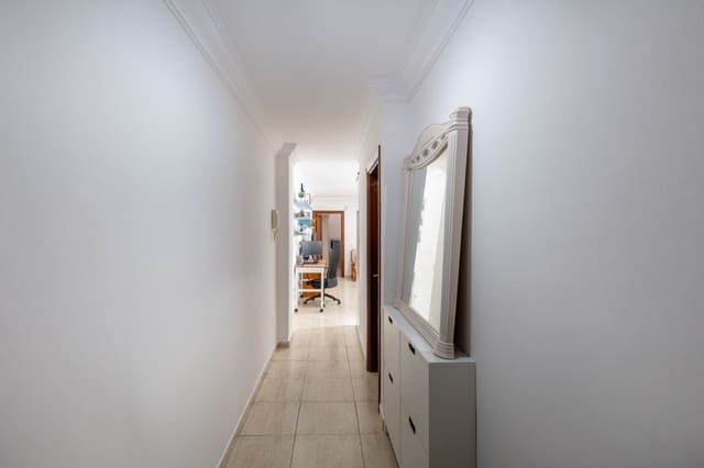 1 soveværelse Lejlighed til salg i Santa Catalina - Canteras, Las Palmas de Gran Canaria - € 245.000 (Ref: 9406025)