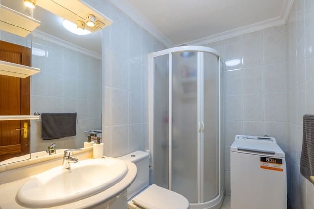 1 soveværelse Lejlighed til salg i Santa Catalina - Canteras, Las Palmas de Gran Canaria - € 245.000 (Ref: 9406025)