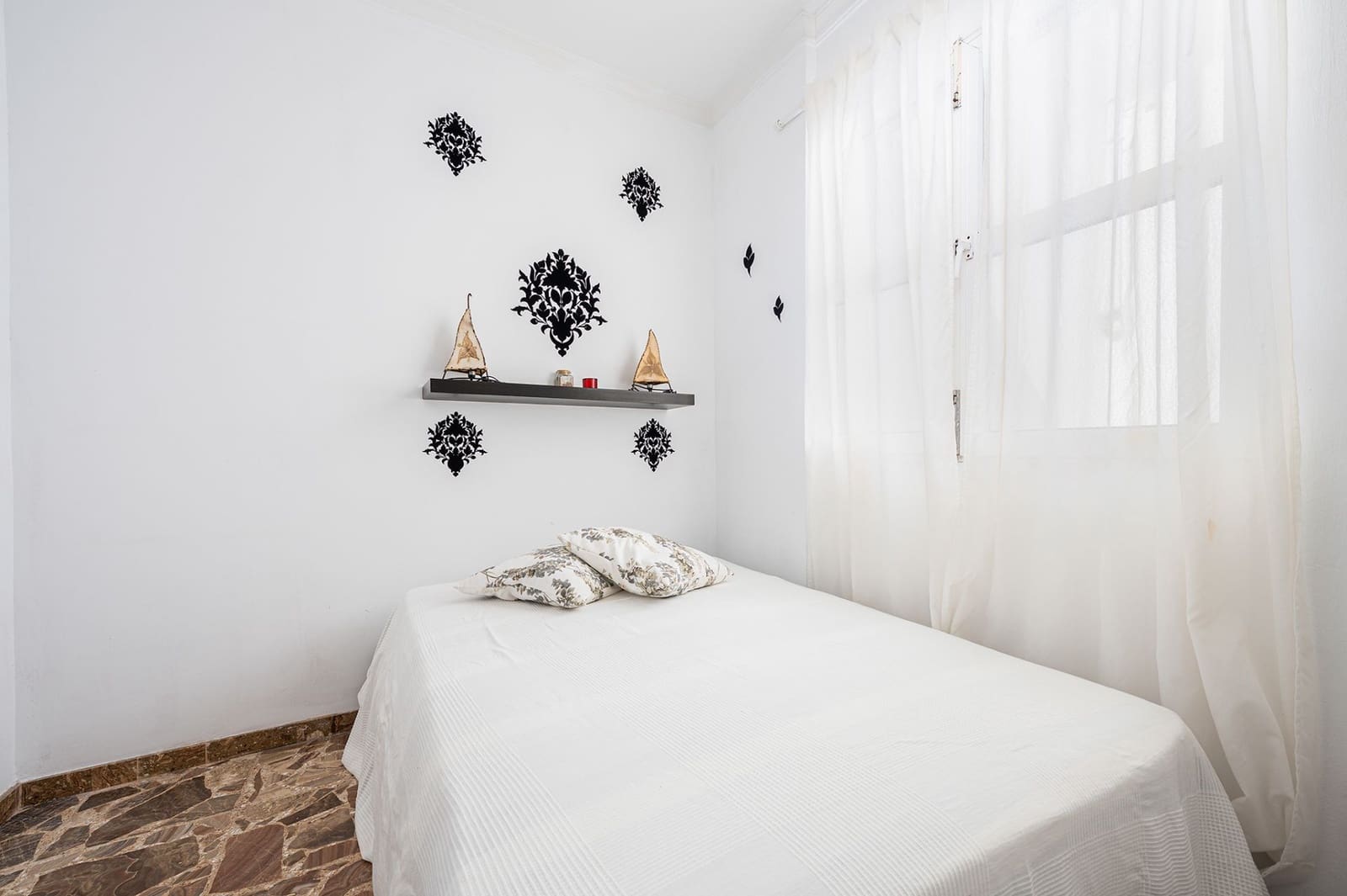 4 soveværelse Byhus til salg i Las Palmas de Gran Canaria med garage - € 750.000 (Ref: 9410276)