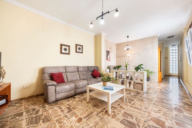4 soverom Hus til salgs i Isleta, Las Palmas de Gran Canaria med garasje - € 750 000 (Ref: 9410276)