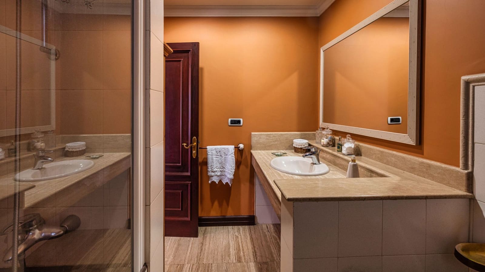 5 slaapkamer Villa te koop in Teror met garage - € 933.000 (Ref: 9410277)