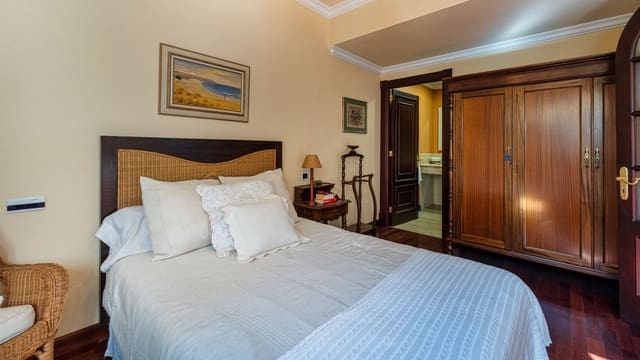 5 slaapkamer Villa te koop in Teror met garage - € 933.000 (Ref: 9410277)