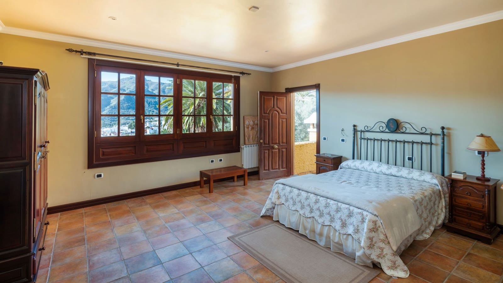 5 slaapkamer Villa te koop in Teror met garage - € 933.000 (Ref: 9410277)